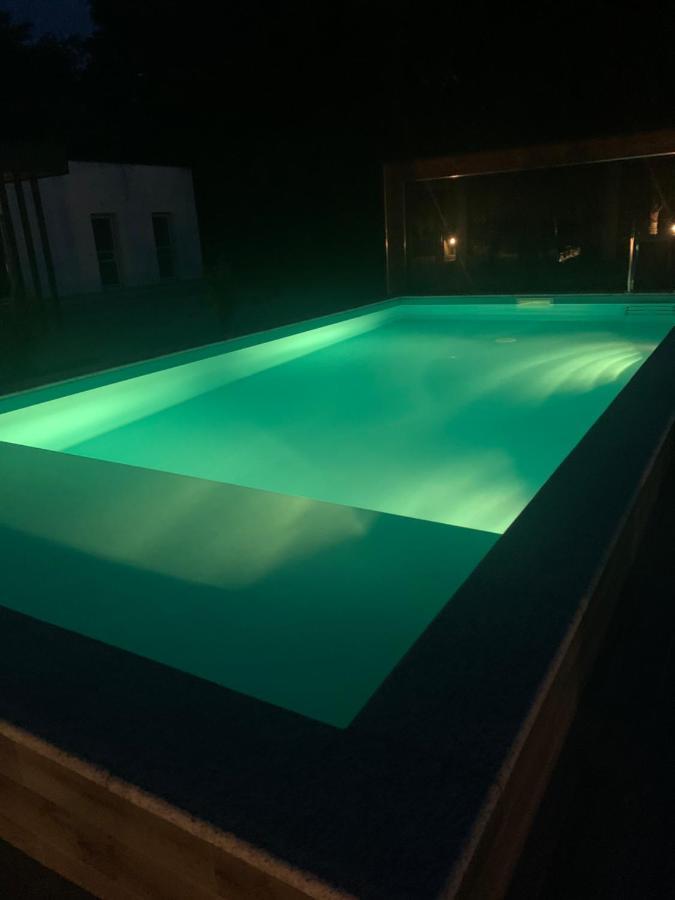 Mohacsi Wellness Vendeghaz Es Lovasklub 호텔 외부 사진